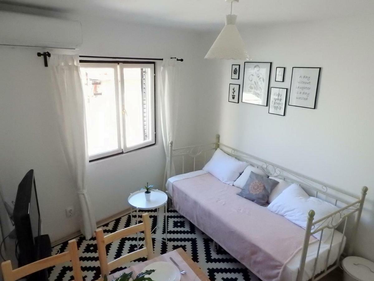 Apartment Antonela Slatine Exterior photo